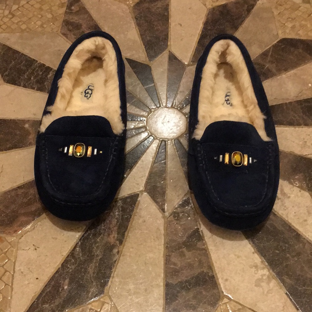 Ugg blue suede loafers like new
